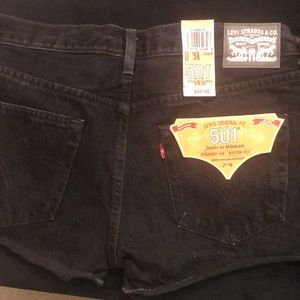 Levi 501 Original Fit Jean shorts NWT